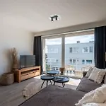 דירה Modern Close To The For 6 *