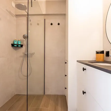 Appartement Modern Close To The For 6 *