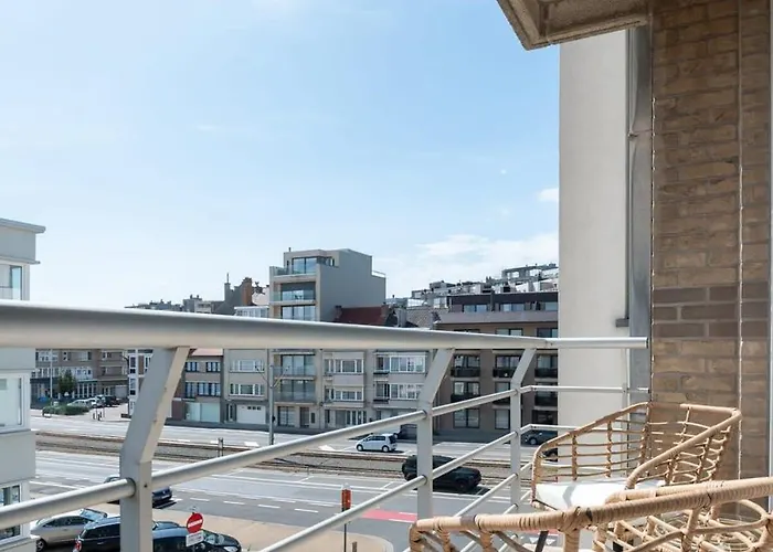 Apartment Modern Close To The For 6 *